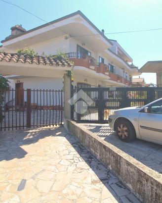 4 LOCALI A GIULIANOVA