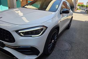 MERCEDES - Classe GLA - 35 4Matic AMG