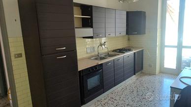 Appartamento 3 vani accessori Bitonto centro