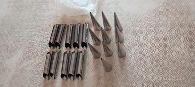 20 Stampi per cannoli  e cornetti
