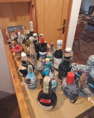 Set di bottiglie da collezione