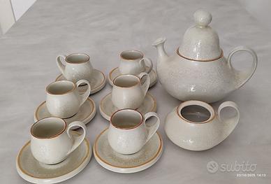 lotto tazzine e teiera Mancioli