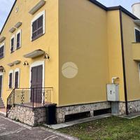 BIFAMILIARE A MONTESARCHIO