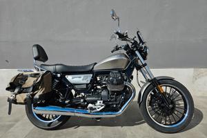 Moto Guzzi V9 Roamer