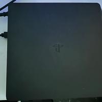 PS4 slim + giochi + controller su richiesta