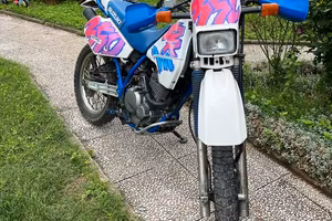 Suzuki Dr 350