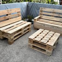 Salottino da giardino con bancali Epal