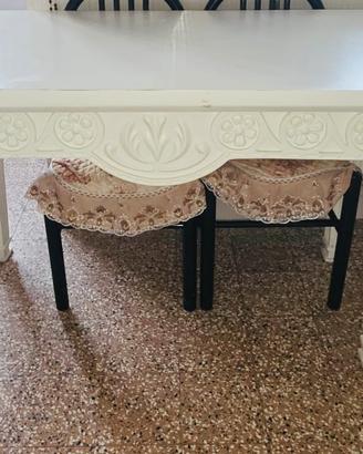 Tavolo bianco