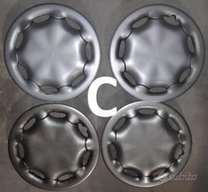 4 copricerchi 14" in plastica = 9 Euro