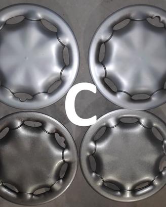 4 copricerchi 14" in plastica = 9 Euro