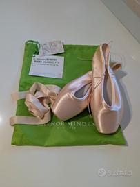 Scarpe da punta Gaynor Minden NUOVE 