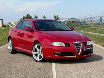 Alfa Romeo GT 3.2 V6 24V 240cv "V6 BUSSO - SOLO 5