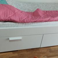 LETTO IKEA BRIMNES CON BASE A DOGHE