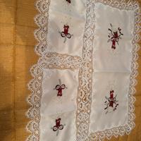 Tris di centrini di natale