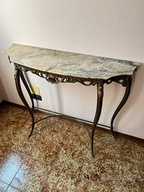 console vintage in marmo e ottone lavorato