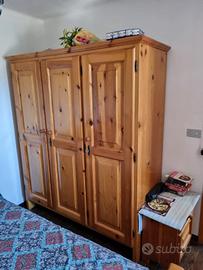 mobili usati, pari al nuono