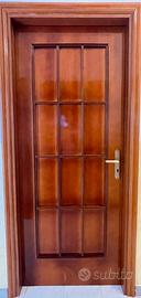 Porta in legno stile inglese