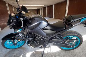 YAMAHA MT 03 MIDNIGHT CYAN