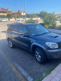 RAV 4