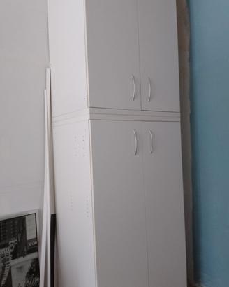 armadio in legno laminato bianco a ,4 ante