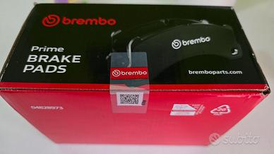 pastiglie freno anteriori Brembo P 61 142