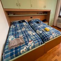 2 letti singoli 80 x 190 (materasso incluso)