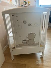 Lettino neonato con materasso e paracolpi