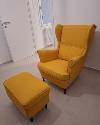Poltrona Strandmon Ikea gialla