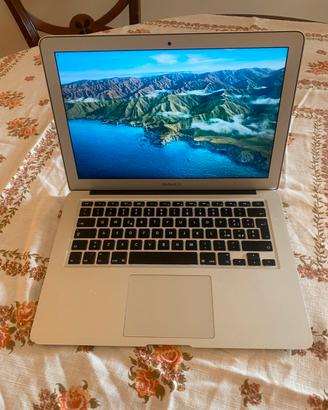 MacBook Air 13” Early 2014
