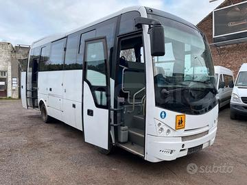 Autobus isuzu turquoise euro 6