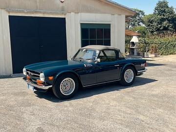 Triumph TR6 2500