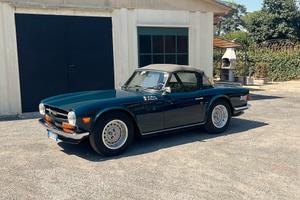 Triumph TR6 2500