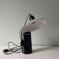 Lampada da tavolo: Lampiatta Stilnovo