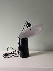 Lampada da tavolo: Lampiatta Stilnovo