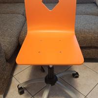 Sedia in Legno girevole con rotelle Marzorati