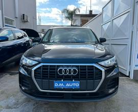 Audi Q3 35 TDI S tronic Business