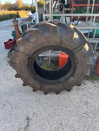 Pneumatici trattore 16.9r24 420/85/24