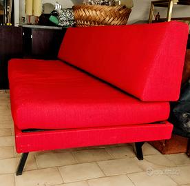 Divano Z modello Derby 