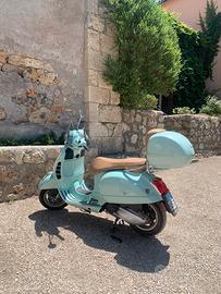 Vespa GTS 300 anniversario