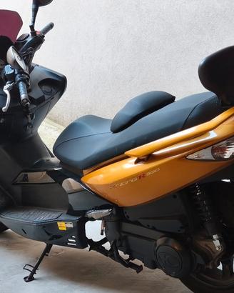 Kymco Xciting R 300i  (km  10.295- anno 2010)