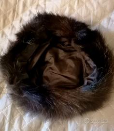 Cappello visone e stola in lana e pelliccia