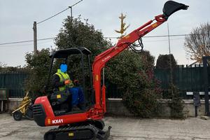 E202 MINIESCAVATORE KUBOTA KX41
