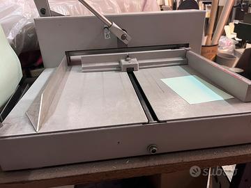 Taglierina semi professionale.