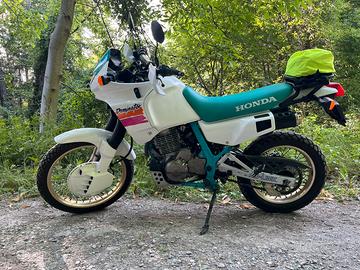 Honda NX650 Dominator