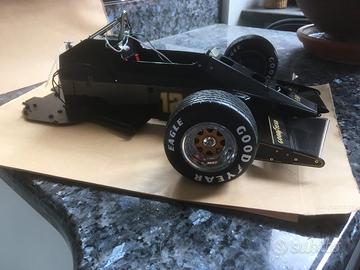 Lotus Renault 97T Ayrton Senna 1:8 DeAgostini