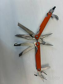 Pinza multiuso Leatherman Charge+ G10 Orange