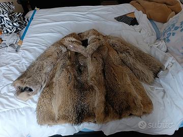 Pelliccia al ginocchio di VERO LUPO