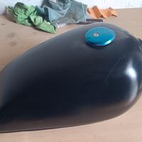 serbatoio cafe racer o scrambler