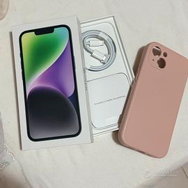 Scatola iPhone 13 cover cavo lightning spilla