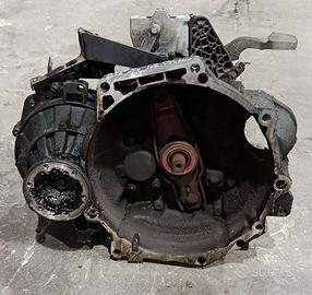 Cambio Golf 5 1.9TDI Anno 2008 Marce 5 km 150.000